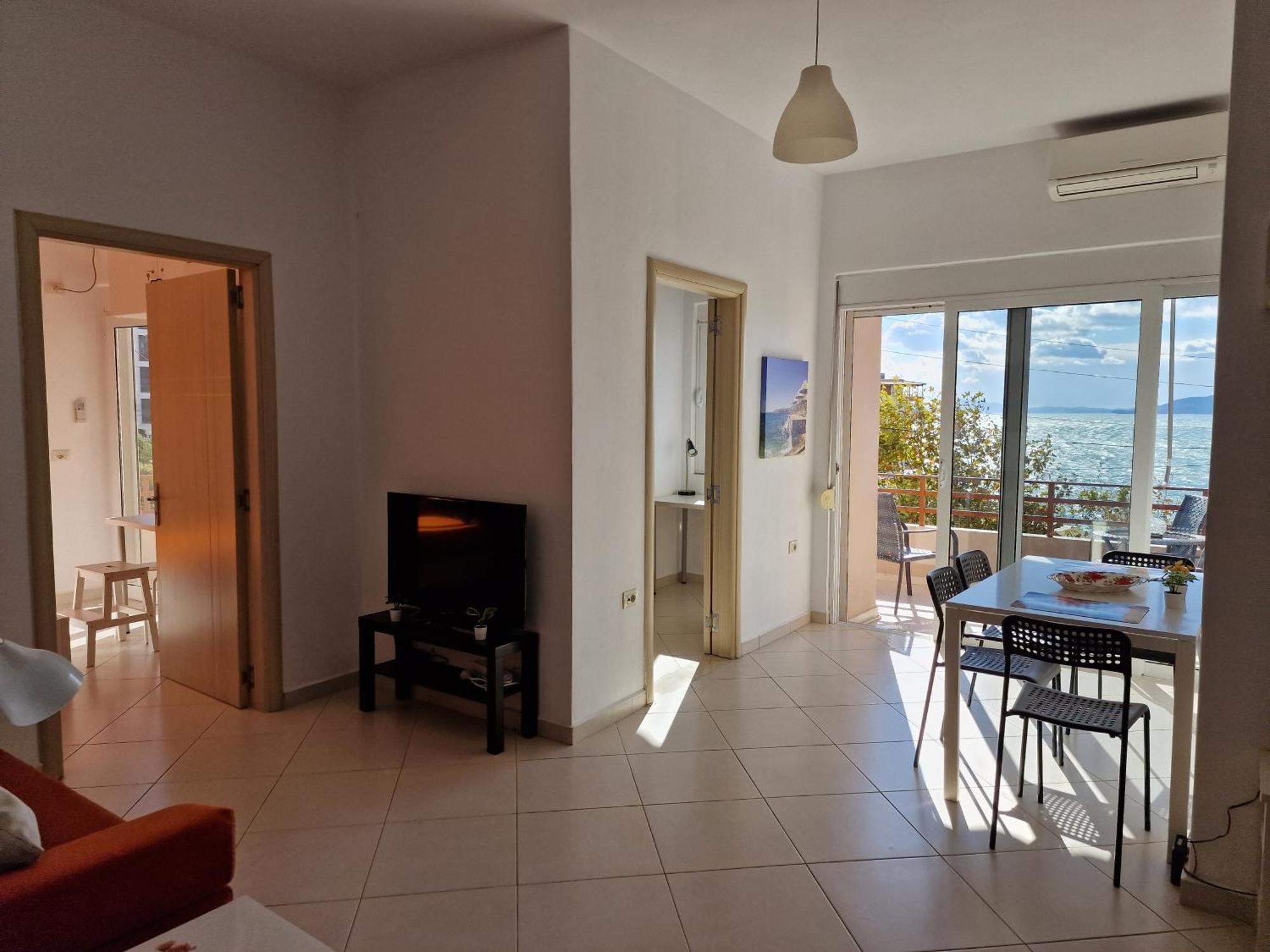 Orange Corner Apartment Sarandë Esterno foto