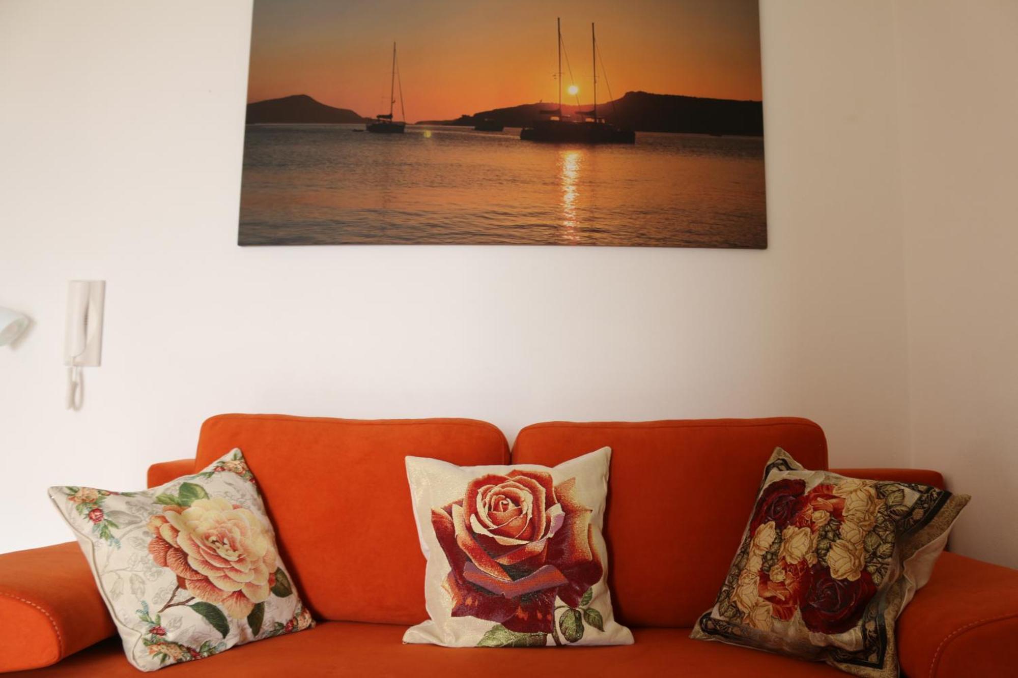 Orange Corner Apartment Sarandë Esterno foto